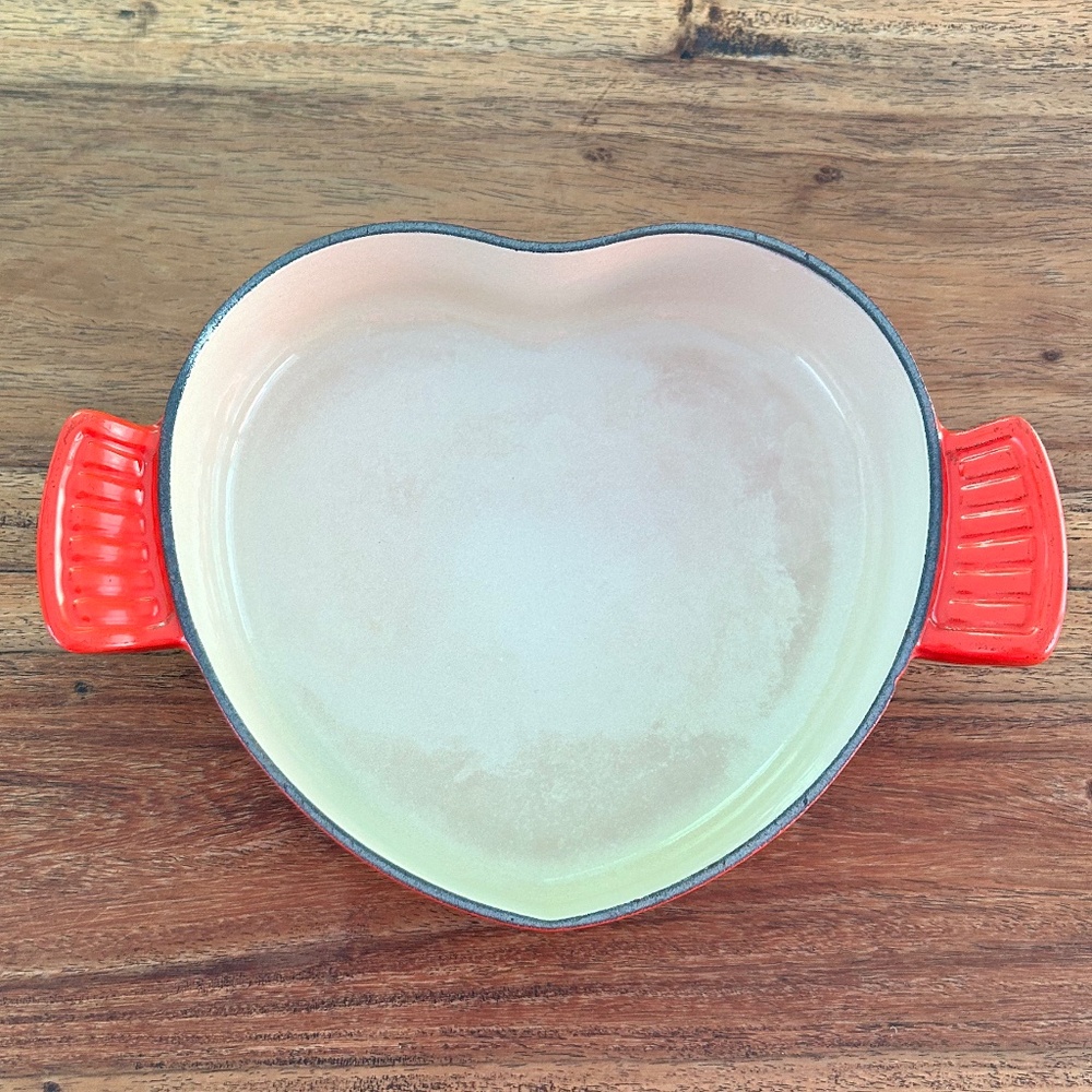 Le Creuset - Enameled Cast Iron Heart - Shallow Casserole Dish